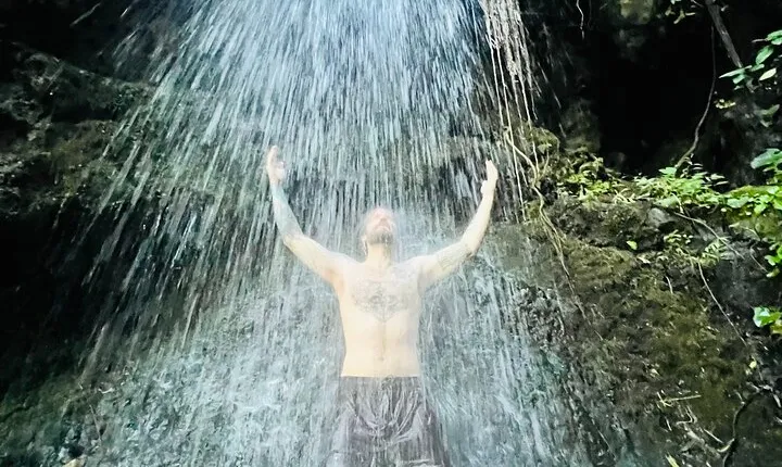 Half-Day Waterfall Tour - Hike, Scenic, Food and Photo