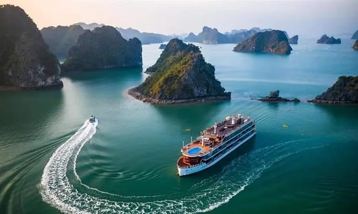 Heritage Cruises Best Luxury Cruise to Halong and Lan Ha Bay 2D1N