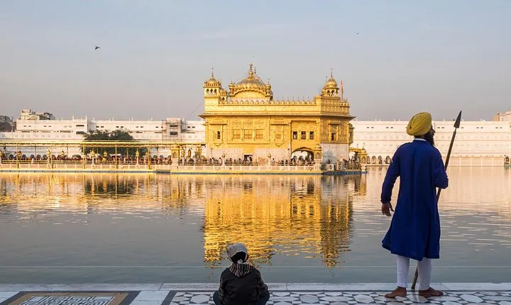 6 Days Private Golden Triangle Tour with Amritsar from Delhi