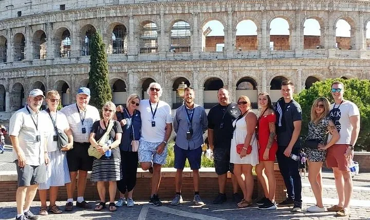 Small Group Colosseum, Roman Forum and Palatine Hill Guided Tour