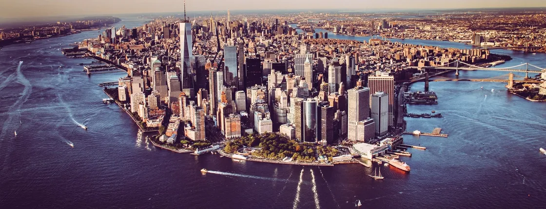Highlights of Manhattan guided bus tour with ferry tickets