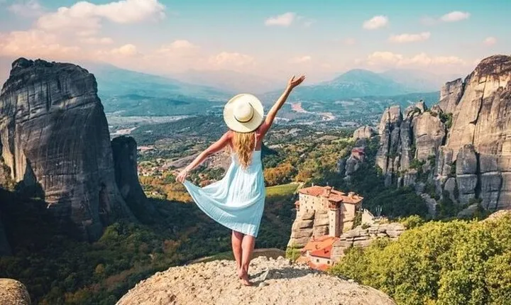 Meteora Private Tour From Athens