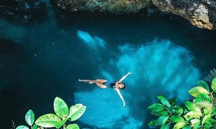 Half-Day Tour in Blue Hole mineral spring Negril with Transportation