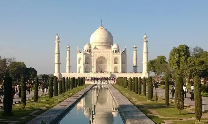 Sunrise Taj Mahal Tour By Car from Delhi - Private Tour