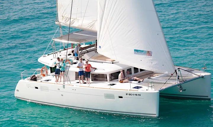 Fuerteventura: Small-Group Magic Deluxe Catamaran Cruise