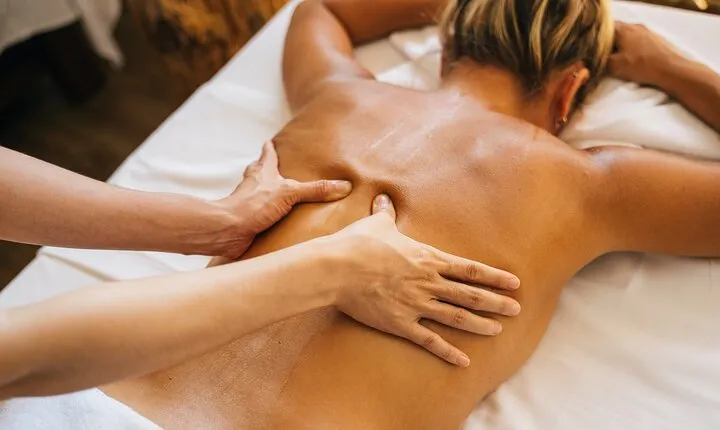 Serenity Hour: Luxury One-Hour Private Massage in Hurghada