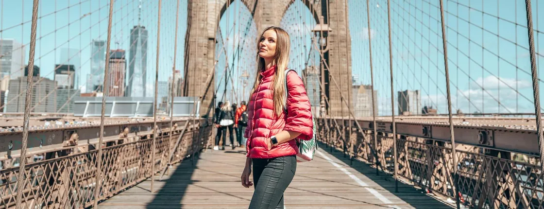 Brooklyn Bridge and DUMBO 2 Hour Guided Walking Tour in New York