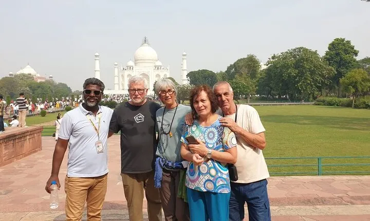 From Jaipur: Taj Mahal, Agra Fort & Baby Taj – Same Day by Car