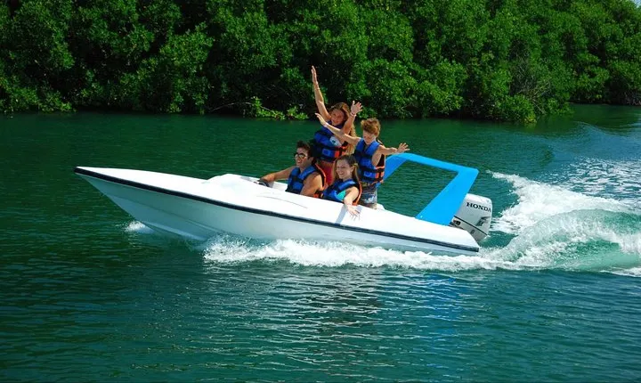 Speed boat aventure and snorkel