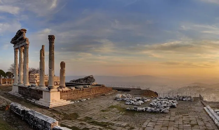 Spectacular Pergamon & Asceplion Tour From Kusadasi & Selcuk Hotels