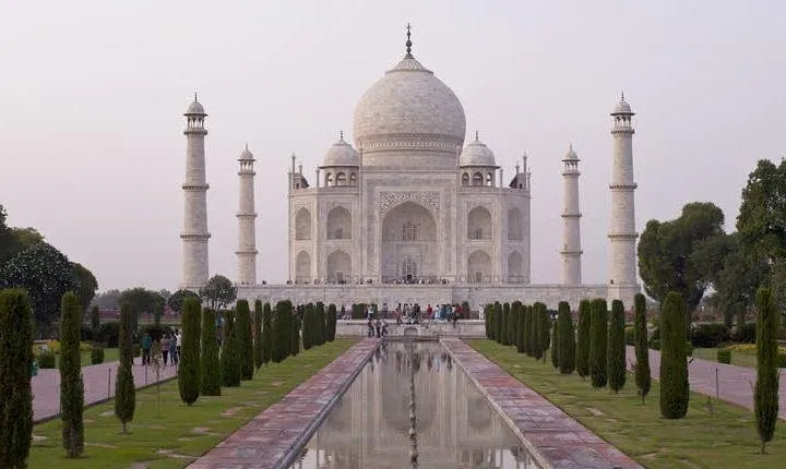 Private Transfer From Agra To Delhi