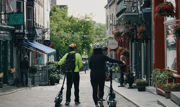 Electric Scooter Guided Tour of Quebec City