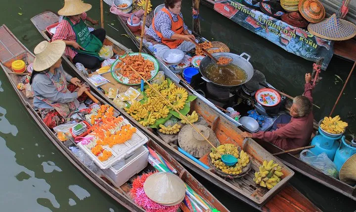 Damnoen Saduak Floating Market Small Group Tour