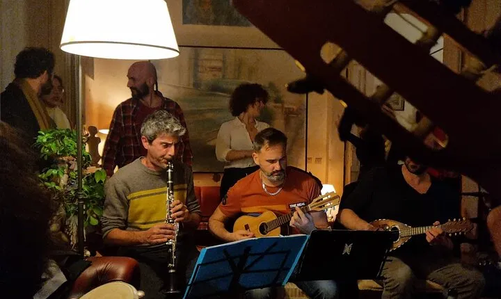 Private Neapolitan Music Concert with Local Tastings