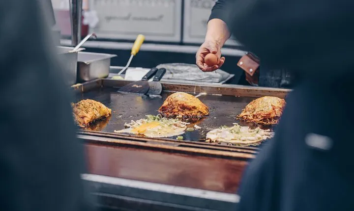 Private Food Tour in Seoul with a Local Guide