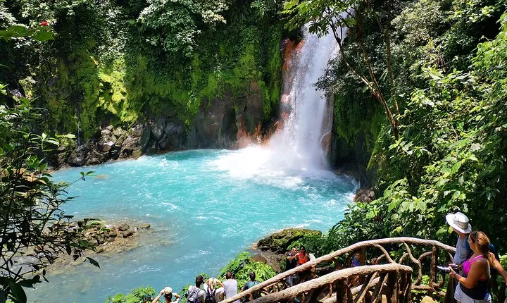 Private tours to Rio Celeste Waterfall and Sloths Sanctuary.
