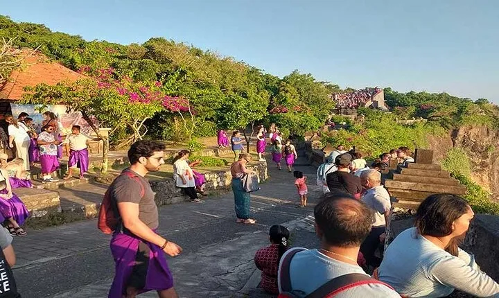 Half Day Sunset Tour on Padang- Padang Beach of Uluwatu