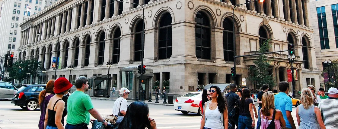 Historic treasures of Chicago's golden age guided walking tour