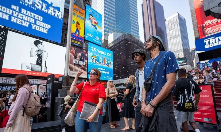 New York Broadway Tour: History, Rehearsals & Insider Stories