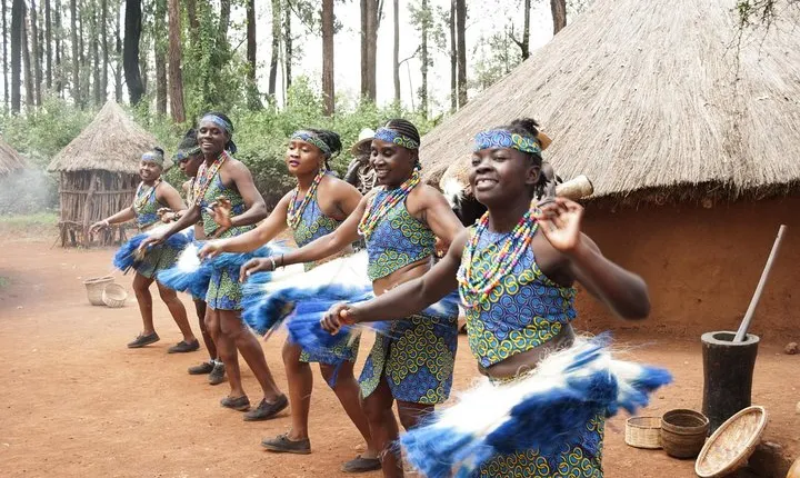 Nairobi Kibera Slums and Cultural Dance Show Guided Day Tour