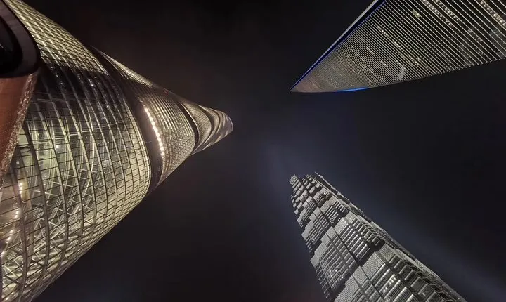 Private Night Tour of Shanghai Old City and Lujiazui with Pickup