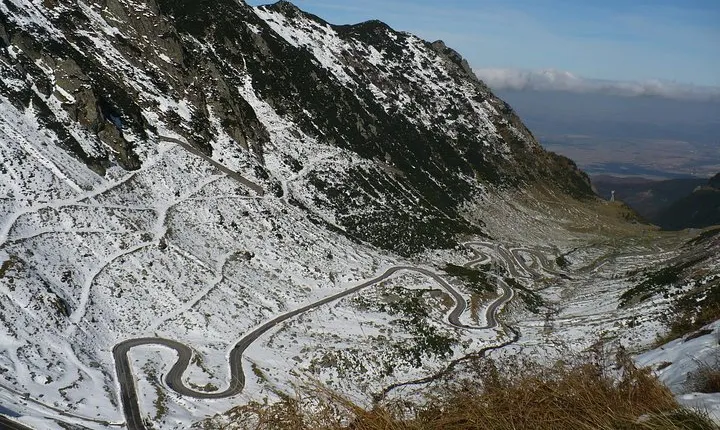 Transfagarasan Highroad Tour from Brasov (warm season)