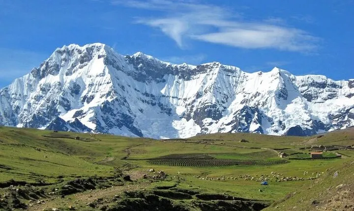 Ausangate trek and Rainbow Mountain