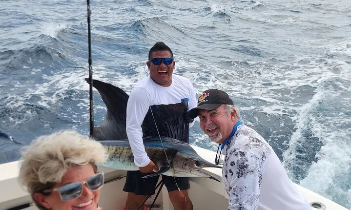 Private Sport Fishing – Viking 46ft Yacht | South Pearl Islands