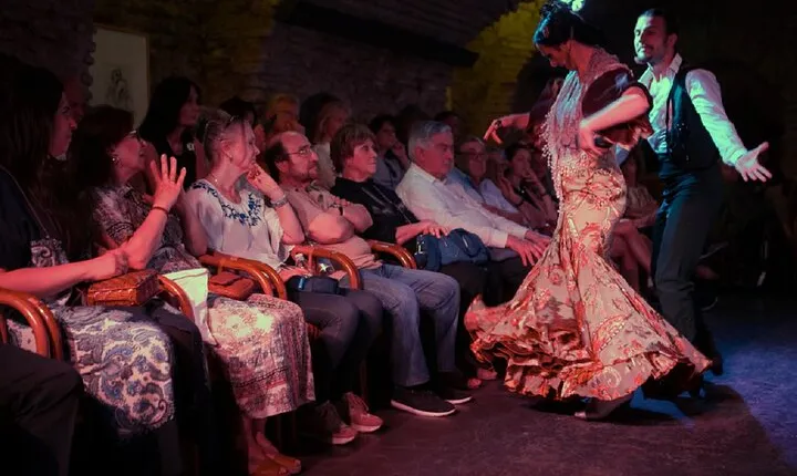 Flamenco Dreams Show in XII century Arabian Vault
