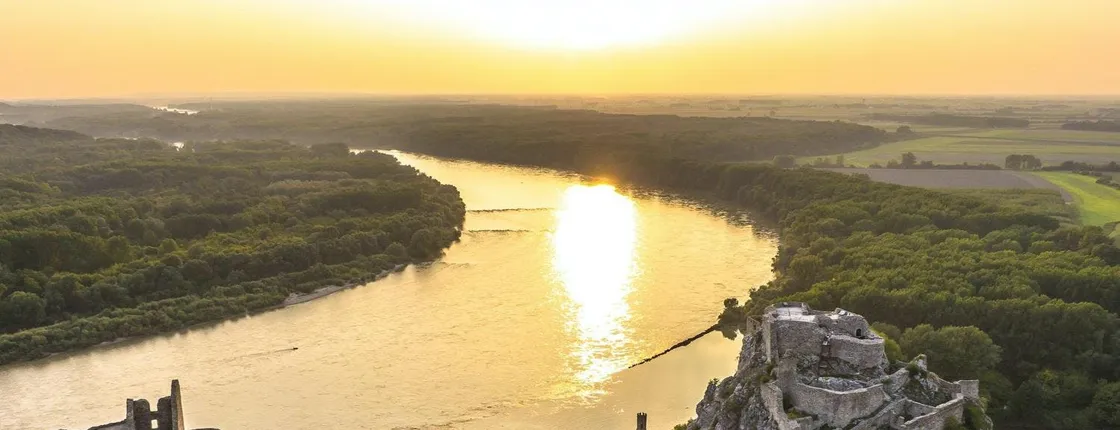 Bratislava grand city tour including Devin Castle