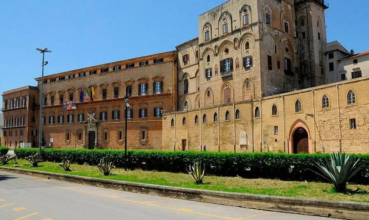 8-Hour Tour of Palermo, Araba Normanna and Monreale