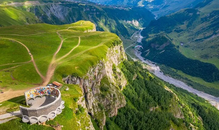 Private day Tour from Tbilisi to Kazbegi and Gudauri