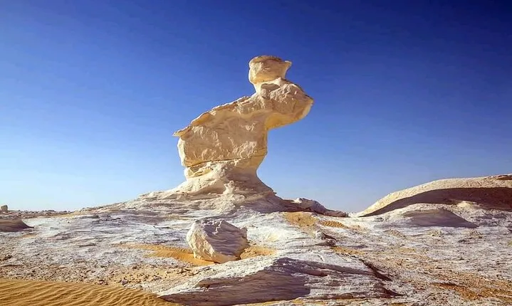 4-Day White Desert Camping Trip from Cairo