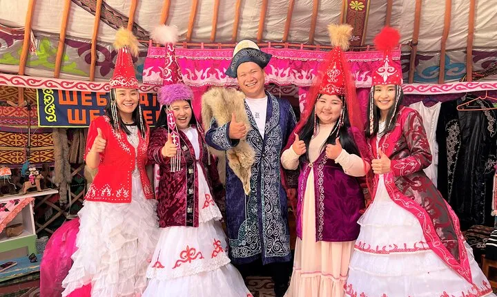 Dine with Kazakh Nomads: Terelj & Chinggis Khaan Adventure Awaits