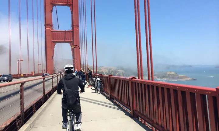 Golden Gate Bridge Electric Bike Rentals (E-Bike Rentals All day)