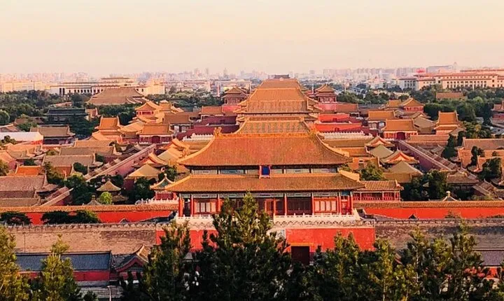 Full Day Private Tour of Ming Tombs, Lama Temple & Jingshan Park
