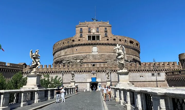 Rome: Castel Sant Angelo Entrance & Hop On Hop Off 24H Bus Ticket
