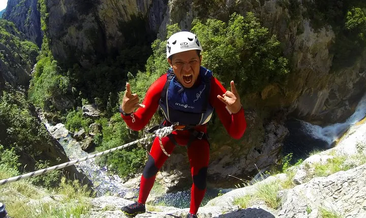 Canyoning advanced on Cetina river from Omiš
