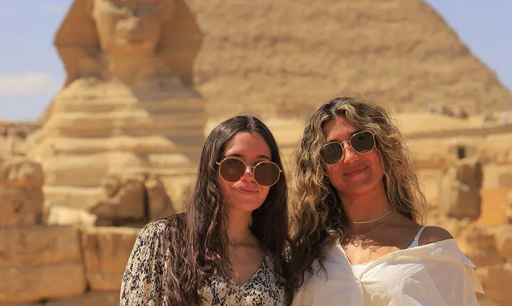 Half Day Tour To Giza Pyramids & Sphinx From Cairo Airport