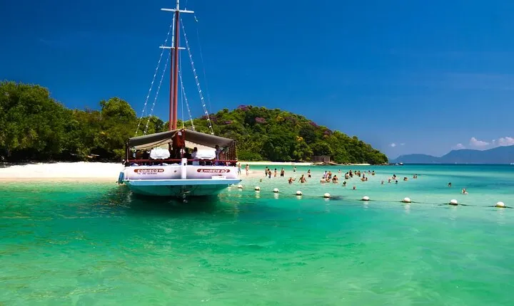 Discover Angra Dos Reis and Ilha Grande with Included Lunch
