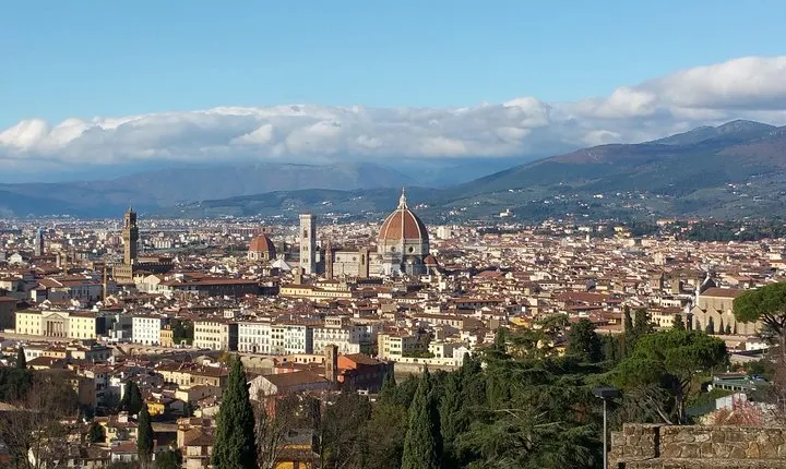 Palaces and Piazzas: A Self-Guided Audio Tour of Florence