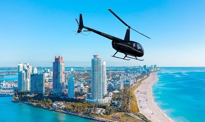 1 Hour Luxury Miami Private Helicopter Tour 