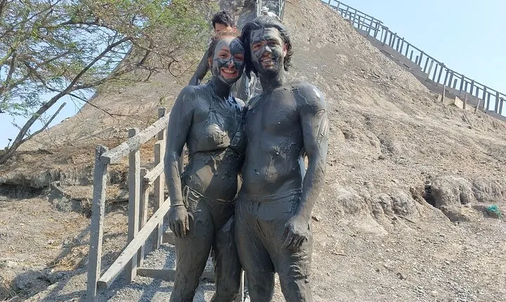 TOTUMO VOLCANO Tour, Mud Therapy, Typical Lunch and Beach