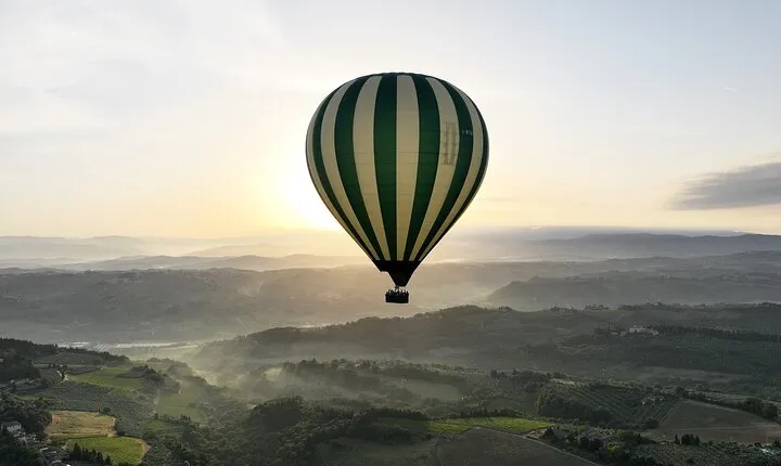 Hot Air Balloon ride in the Chianti Valley Tuscany