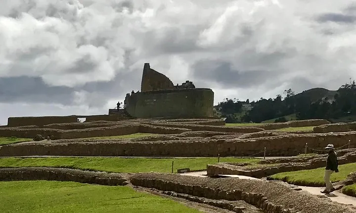 The Best of Ingapirca: an Adventure to the Ecuadorian Machu Picchu