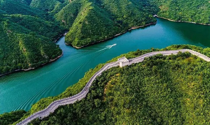Huanghuacheng Great Wall Fun Tour with Hike, Boat, and Raft