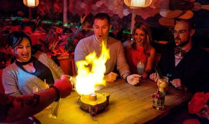 Self-Guided Bar Hunt: Oh My Omaha!