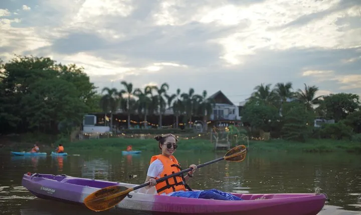 Chiang Mai: Explore Kayaking Through Mae Ping River on Sunset