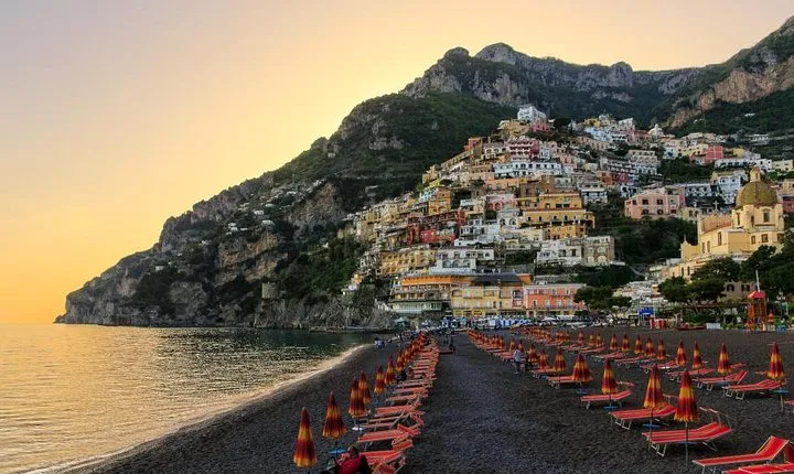 Pompeii and Amalfi Coast Day Trip from Naples