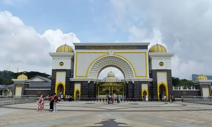 Private Port Klang Cruise to Kuala Lumpur City Tour